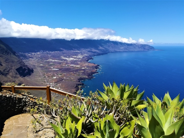 Mirador de La Peña. Isla de El Hierro Canarias